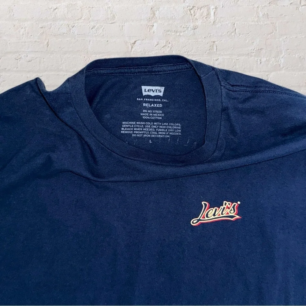 🔴 Levi’s Long Sleeve Logo Tee Men’s L Navy Blue | Quality Crafted Since 1873